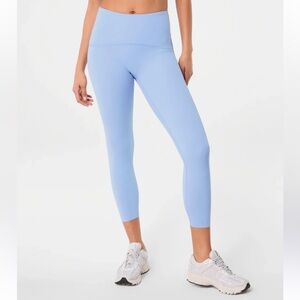 NWTS Women’s SPANX Booty Boost 3/4 leggings color is hydrangea size Medium